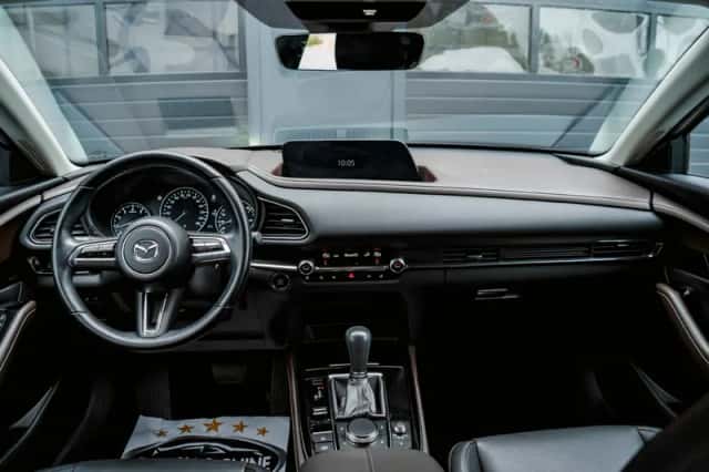 Mazda CX-30 (2023) thumbnail 3