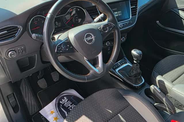 Opel Crossland X (2019) thumbnail 4