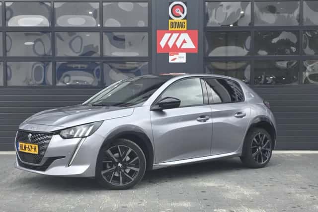 Peugeot 208 (2023) thumbnail 1