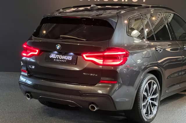 BMW X3 (2020) thumbnail 4