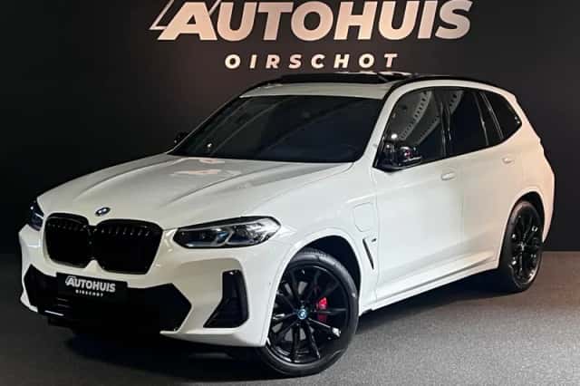 BMW X3 (2022) thumbnail 1
