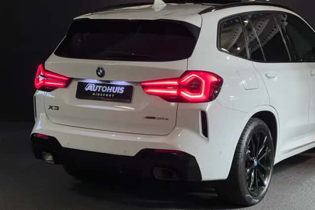 BMW X3 (2022) thumbnail 4