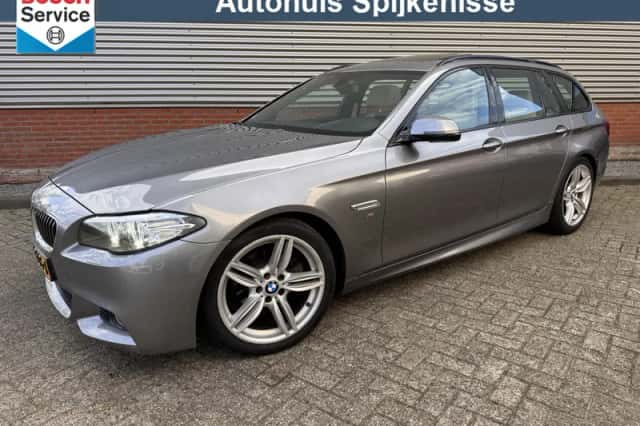 BMW 5-Serie (2016) thumbnail 1