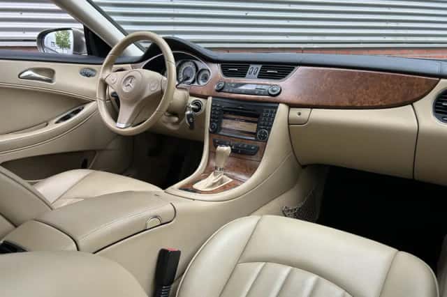 Mercedes-Benz CLS-Klasse (2009) thumbnail 4
