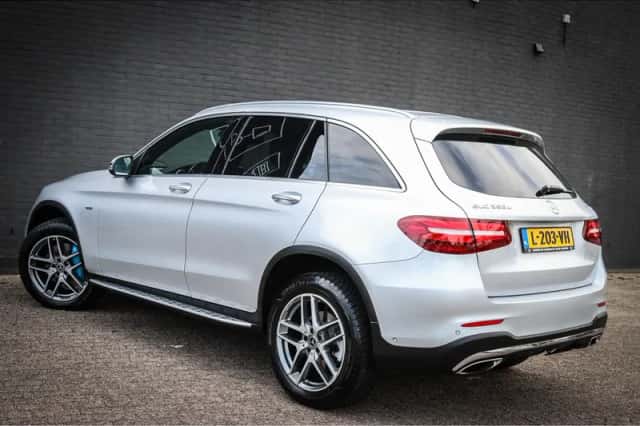 Mercedes-Benz GLC-Klasse (2017) thumbnail 3
