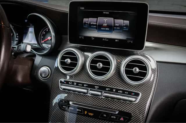 Mercedes-Benz GLC-Klasse (2017) thumbnail 6