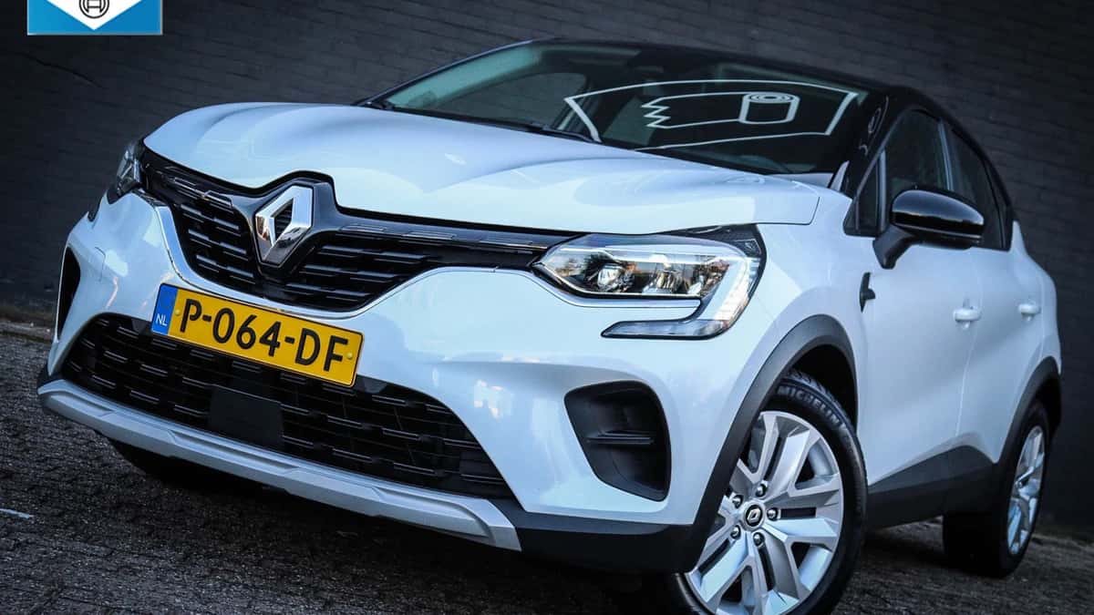 Renault Captur (2021) — foto 1