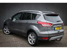 Ford Kuga (2013) thumbnail 3