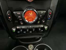MINI Countryman (2016) thumbnail 11