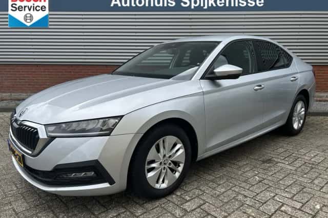 Škoda Octavia (2021) thumbnail 1