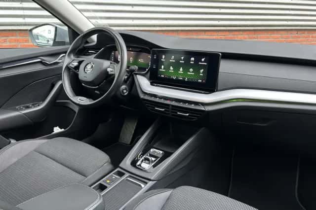 Škoda Octavia (2021) thumbnail 5
