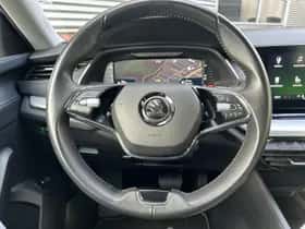 Škoda Octavia (2021) thumbnail 9
