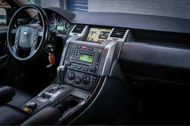 Land Rover Range Rover Sport (2006) thumbnail 4