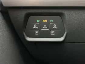 SEAT Leon (2021) thumbnail 7