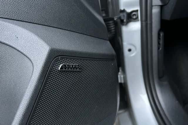 Škoda Kamiq (2021) thumbnail 5