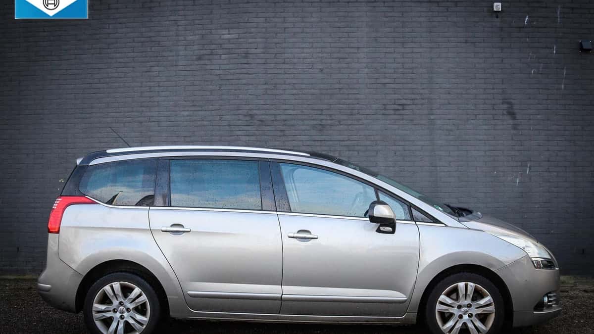 Peugeot 5008 — foto 1
