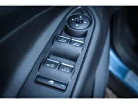 Ford Kuga (2019) thumbnail 10