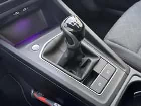 Volkswagen Golf (2022) thumbnail 14