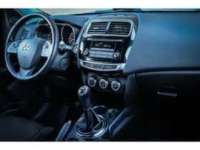 Mitsubishi ASX (2015) thumbnail 4