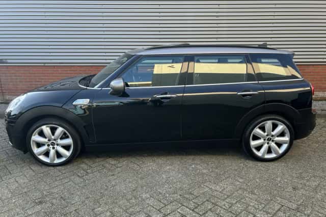 MINI Clubman (2016) thumbnail 2