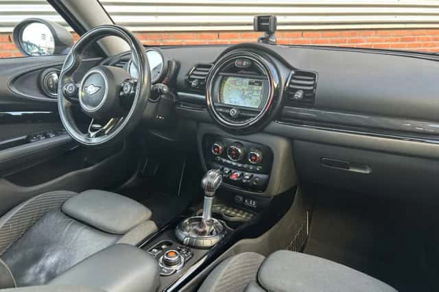 MINI Clubman (2016) thumbnail 4