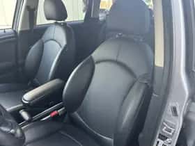 MINI Countryman (2012) thumbnail 6