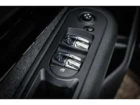 MINI Clubman thumbnail 18