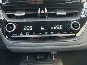 Toyota Corolla thumbnail 16