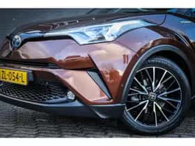 Toyota C-HR thumbnail 20