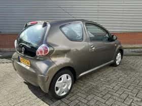Toyota Aygo thumbnail 2