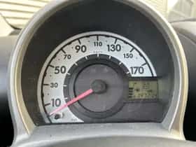 Toyota Aygo thumbnail 8