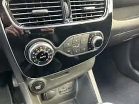 Renault Clio (2018) thumbnail 15