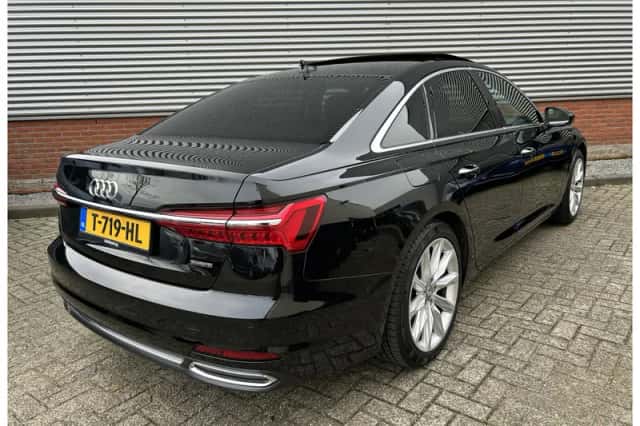 Audi A6 (2022) thumbnail 2