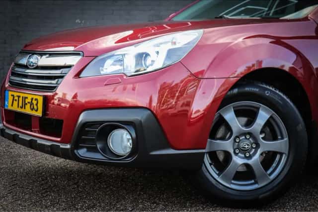 Subaru Outback (2014) thumbnail 4