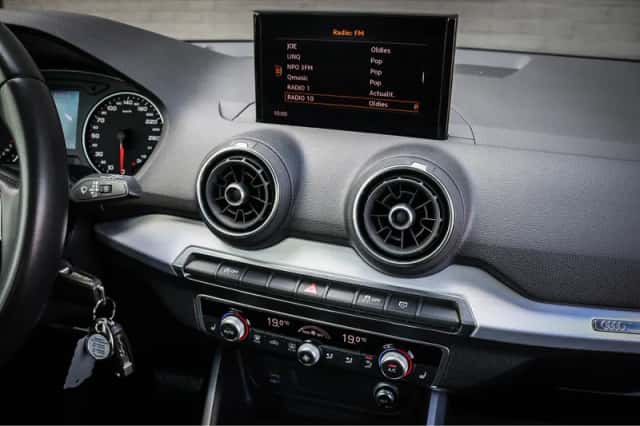Audi Q2 (2019) thumbnail 5