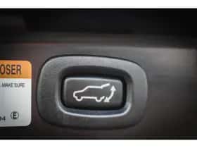 Mitsubishi Outlander (2017) thumbnail 16