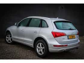 Audi Q5 (2009) thumbnail 2
