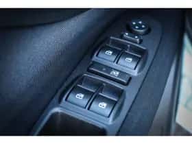 Fiat Punto (2015) thumbnail 16
