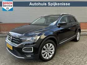 Volkswagen T-Roc (2018) thumbnail 1