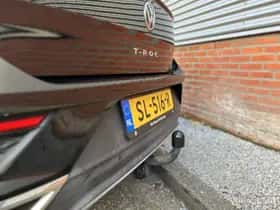 Volkswagen T-Roc (2018) thumbnail 25