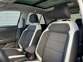 Volkswagen T-Roc (2018) thumbnail 6