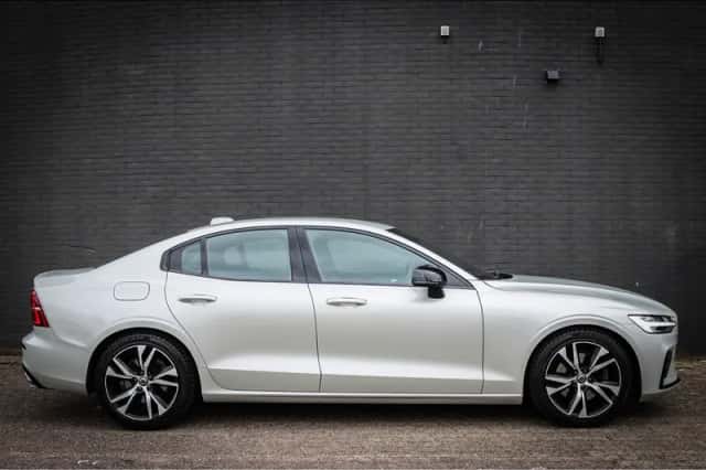 Volvo S60 (2021) thumbnail 2