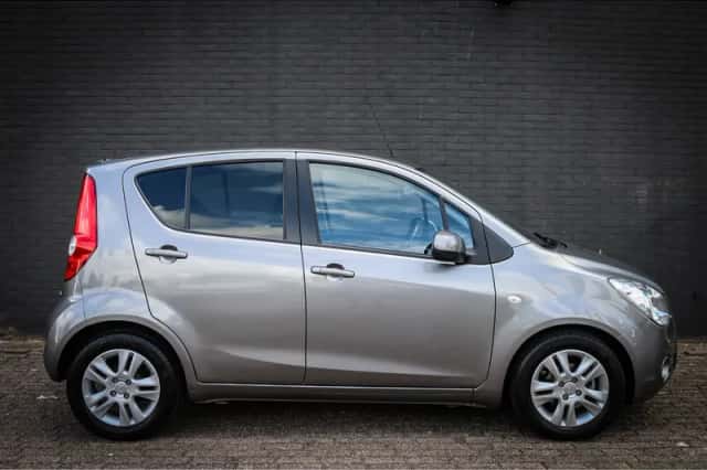 Opel Agila (2011) thumbnail 2