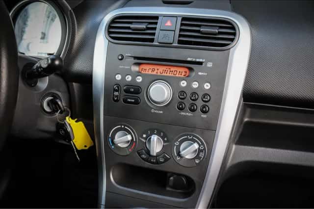 Opel Agila (2011) thumbnail 5