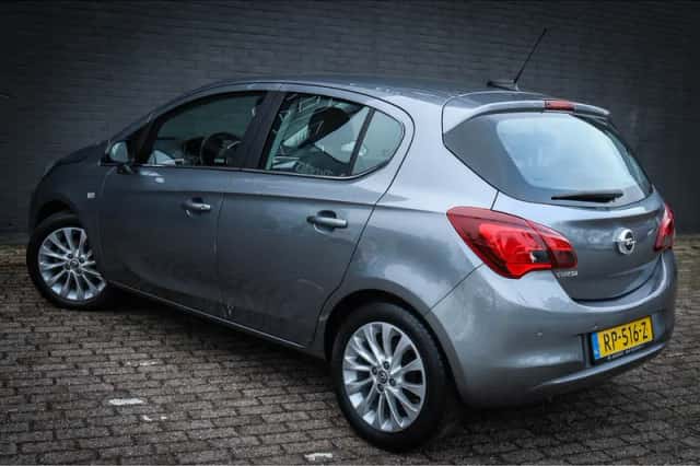 Opel Corsa (2018) thumbnail 3