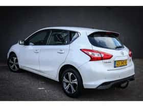 Nissan Pulsar (2015) thumbnail 2