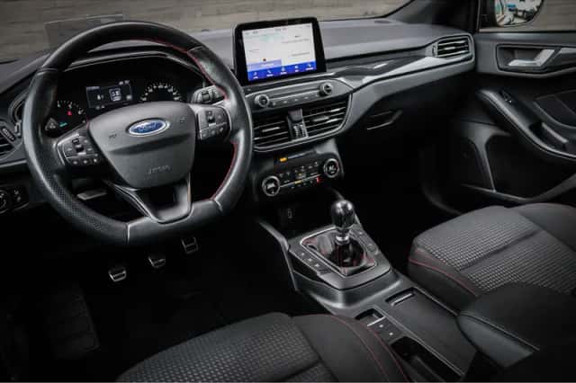 Ford Focus (2020) thumbnail 5