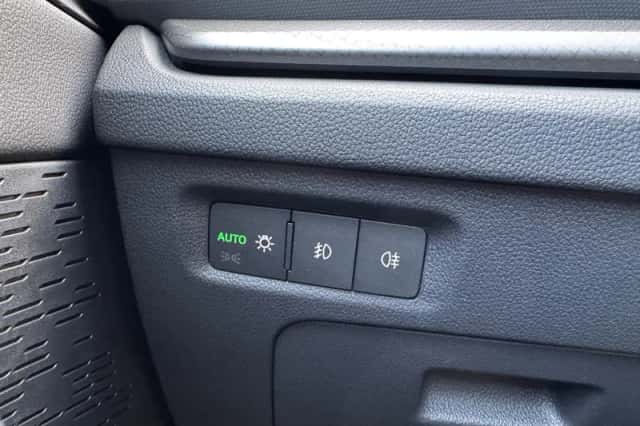 Škoda Octavia (2023) thumbnail 6