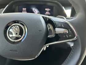 Škoda Octavia (2023) thumbnail 10