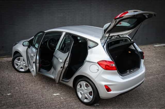 Ford Fiesta (2019) thumbnail 3